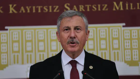 Selçuk Özdağ’dan “IBAN mağdurları” çıkışı: Adalet Bakanı’na kritik sorular