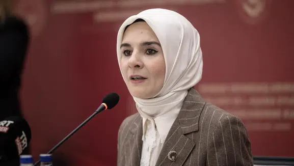 Devlet korumasındaki gençlerden 7'si YKS'de ilk 10 bine girdi, 258'i üniversitelere yerleşti