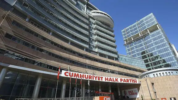 CHP’den Menderes Belediye Başkanı İlkay Çiçek için kesin ihraç talebi