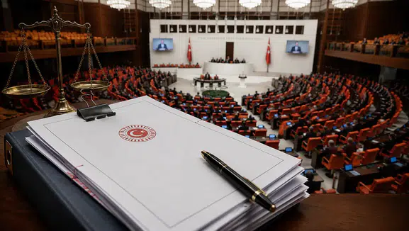 Türkiye'nin beklediği çerçeve yasa Meclis'e sunuldu; işte kapsamı ve tüm maddeleri!