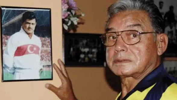 Fenerbahçe’nin efsane kalecisi Şükrü Ersoy hayatını kaybetti