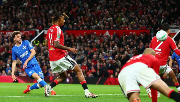 Manchester United 2-3 Brighton: İki farklı geriden gelen Brighton, United’ı kupadan eledi