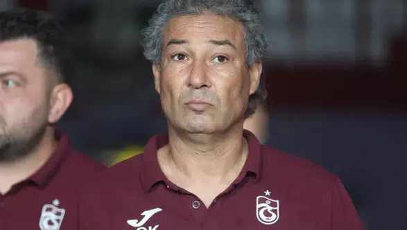 Trabzonspor'un Yardımcı Antrenörü Orhan Kaynak Kalp Kriziyle Hayatını Kaybetti