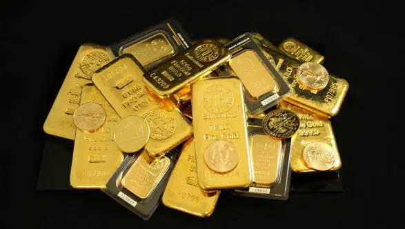 Altın fiyatlarında 5 aylık düşüş sona erdi, uzmanlar 4 bin dolar uyarısı yaptı!