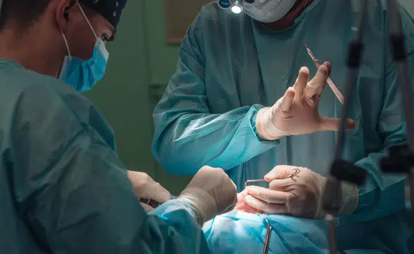 İstanbul'da Estetik Ameliyatı Faciası! 46 Yaşındaki Kadın Ameliyat Masasında Hayatını Kaybetti