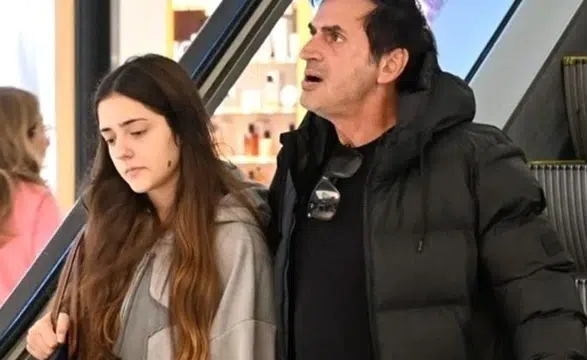 Teoman'ın Gözlerden Uzak Büyüttüğü 13 Yaşındaki Kızı Akmerkez'de Görüntülendi! Son Hali Şaşırttı