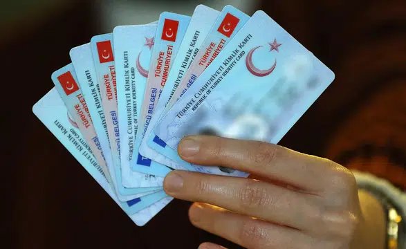 Çipli Kimlik Kartlarında Yenileme Tarihine Dikkat! Son Geçerlilik Tarihi Belirleyici Olacak