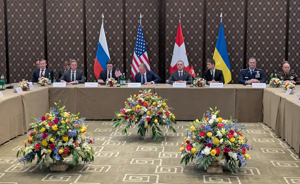 Cenevre’de Ukrayna ve Rusya Heyetleri İlk Turu Tamamladı: “Önemli İlerleme” Açıklaması