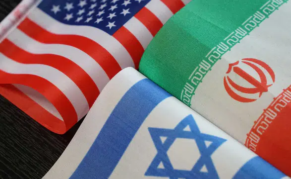 ABD ve İsrail'den İran'a seyir füzeleri ile saldırı