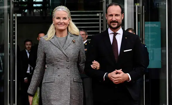 Epstein belgeleri kraliyetleri yeniden gündeme taşıdı: Mette-Marit ve Sarah Ferguson e-postaları ortaya çıktı