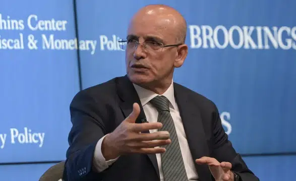 Mehmet Şimşek: Enflasyonda düşüş var, bütçe disiplini sağlandı, yeni vergi artışı yok