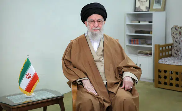 İran Dini Lideri Ali Hamaney'in Ölümü Sonrası Ülke 40 Gün Yas İlan Etti