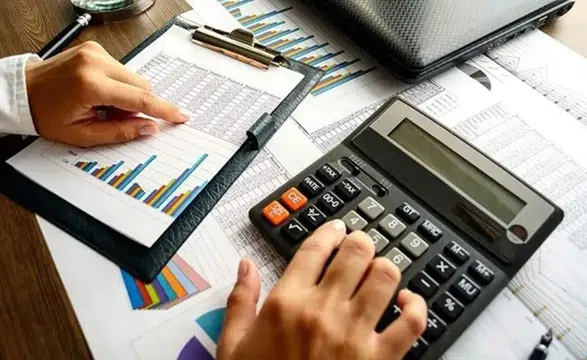 Hizmet Üretim Endeksi Ocak'ta Yüzde 0,4 Geriledi