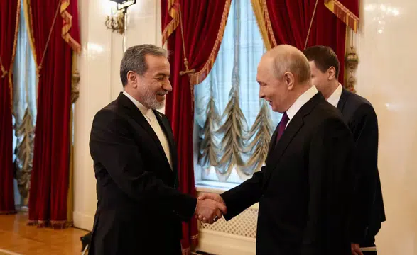 Putin’den İran Mesajı: “İran Halkı Cesurca Mücadele Ediyor”