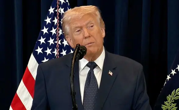 Trump’tan İran taslağına yeni düzenleme talebi: Nükleer stoklar ve Hürmüz Boğazı için daha net ifadeler istedi
