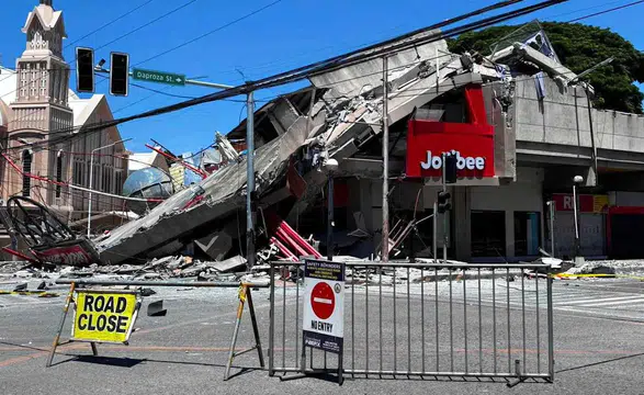 Filipinler'de 7,8 Büyüklüğünde Deprem Felaketi! Ölü ve Yaralı Sayısı Artıyor