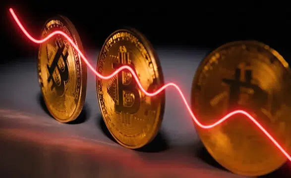 Bitcoin'de 8 aylık düşüş alarmı! Kripto para piyasasında 1 trilyon doları aşan kayıp