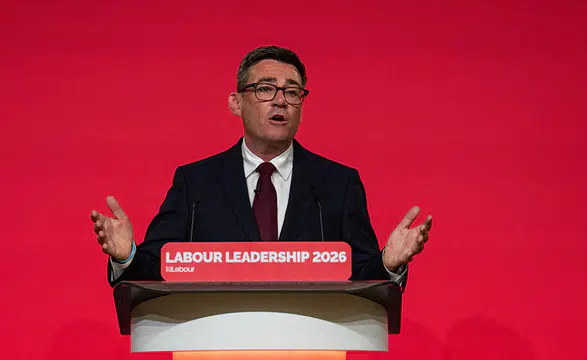 Andy Burnham, Kral III. Charles'tan görev alarak İngiltere'nin yeni başbakanı oldu