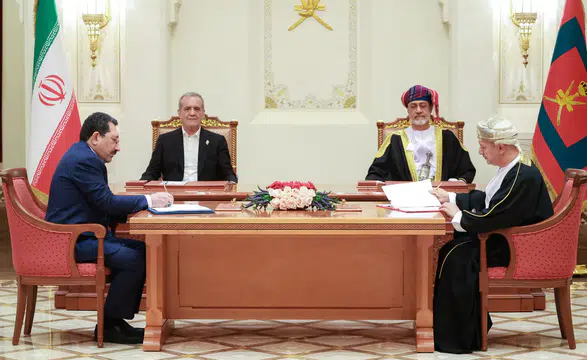 İran ve Umman Hürmüz Boğazı gelirlerini paylaşma konusunda anlaştı