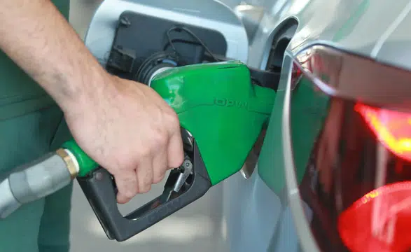 Benzine gece yarısı zam geliyor, motorin zammı kapıda!