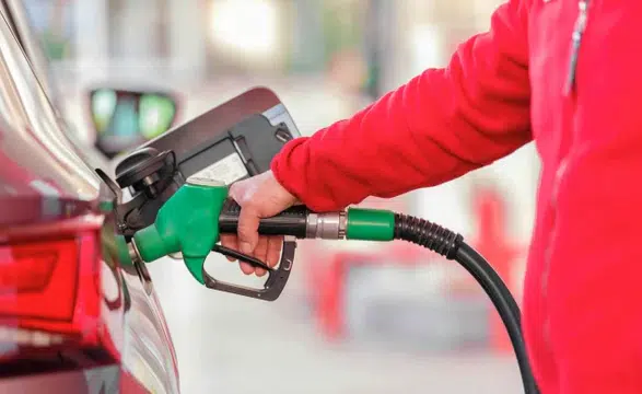 Benzine bu gece 1,43 TL zam geliyor