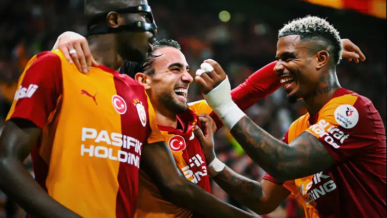Galatasaray derbide Fenerbahçe’yi 2-1 yendi: Osimhen attı, liderlik geri geldi