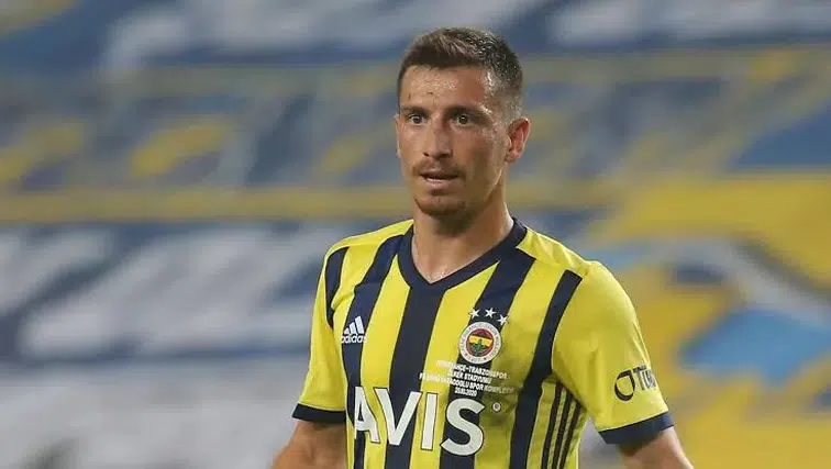 Fenerbahçe Alanyasapor'u 3-0 yendi: Mert Hakan Yandaş 568 gün sonra Fenerbahçe forması giydi