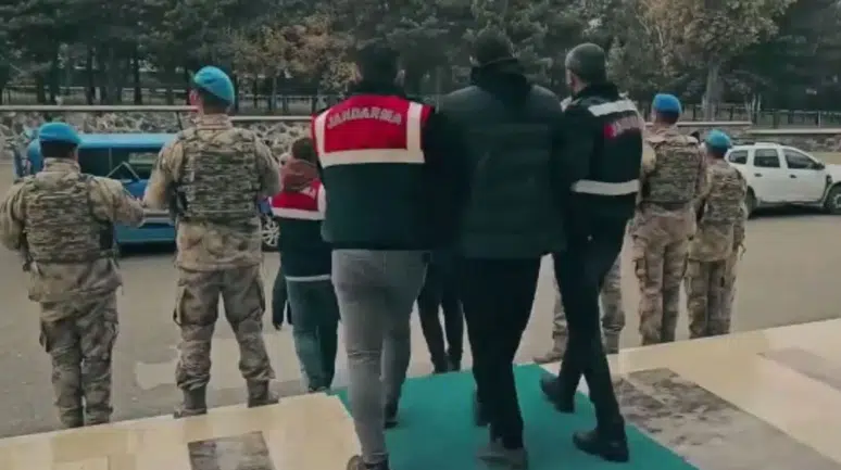 IŞİD operasyonunda 14 şüpheli gözaltına alındı