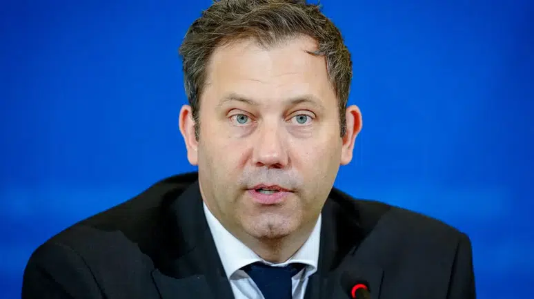 Almanya Maliye Bakanı: Zor yıllar geliyor, herkes tasarrufu hissedecek