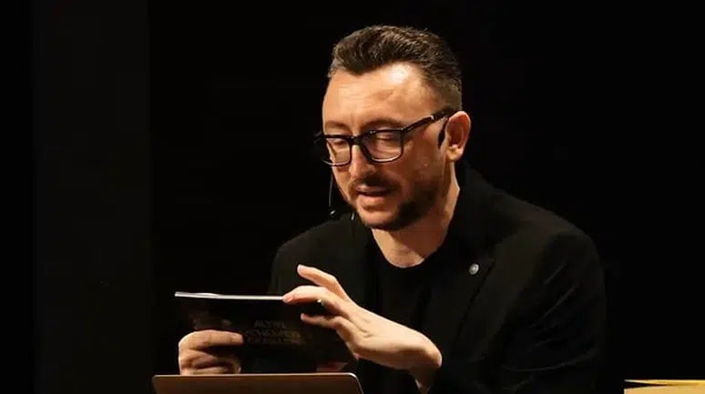 Murat Soner: Annem Ankara Setinde 11 Oyuncu Bergüzar Korel’in Boyu Yüzünden Gitti