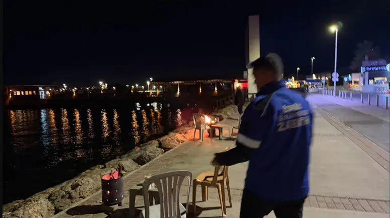 İzmir İnciraltı sahilinde “ateş parası” denetimi: Seyyar satıcılara zabıta müdahalesi