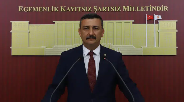 İYİ Partili Selçuk Türkoğlu’ndan öğretmenlerin mazeret tayini mağduriyeti için MEB’e çağrı