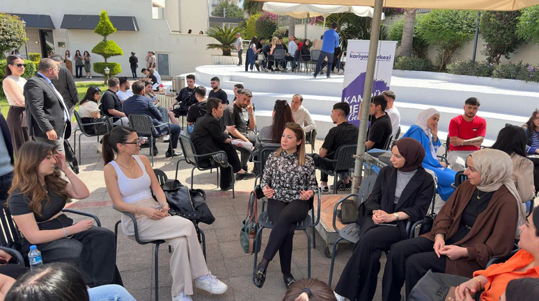 Sektör Kampüste Buluştu: Mersin'de Gençlere Kariyer Desteği