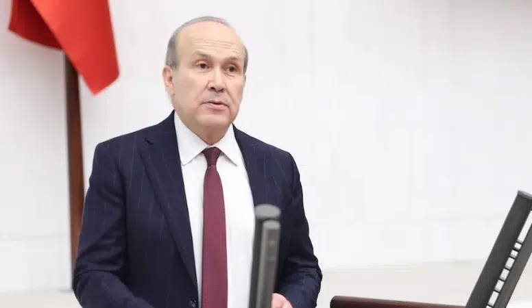 CHP'li Namık Tan: "Doğu Akdeniz'de 'Mavi Vatan' kaldı mı?"