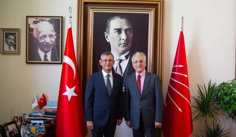 Özgür Özel ile Murat Karayalçın’dan dikkat çeken görüşme
