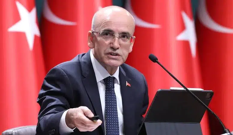 Mehmet Şimşek: İstifa iddiaları asılsız, ekonomik istikrarı hedef alıyor