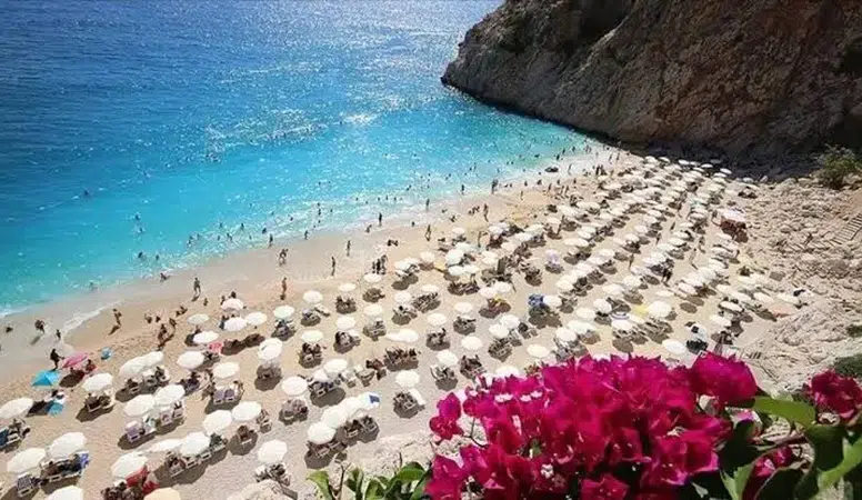 Türkiye'de ikinci çeyrek yurt içi turizm: 13,5 milyon kişi seyahate çıktı, harcama yüzde 32,6 arttı