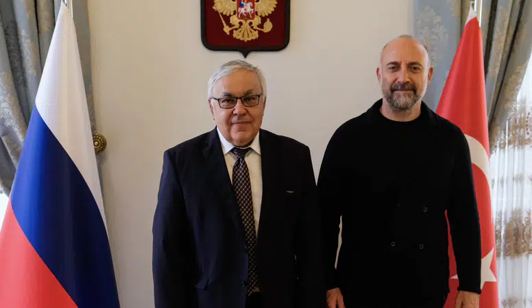 Rus Büyükelçi Vershinin, Halit Ergenç ile kültürel işbirliğini görüştü