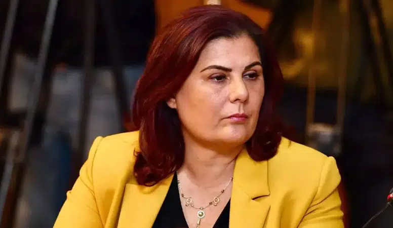 Özlem Çerçioğlu'nun AKP'ye Geçişinin Ardından Aydın'da Anket Sürprizi: Oy Oranı Yüzde 24'e Geriledi