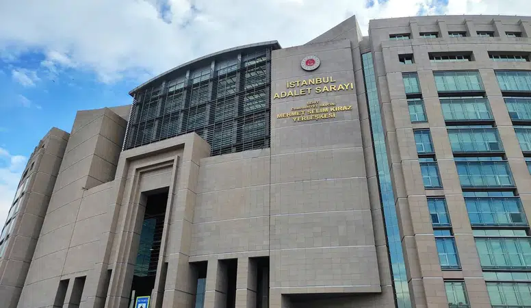 Eski Başbakan Danışmanı Ertan Aydın ve 4 kişi borsa manipülasyonu nedeniyle gözaltına alındı