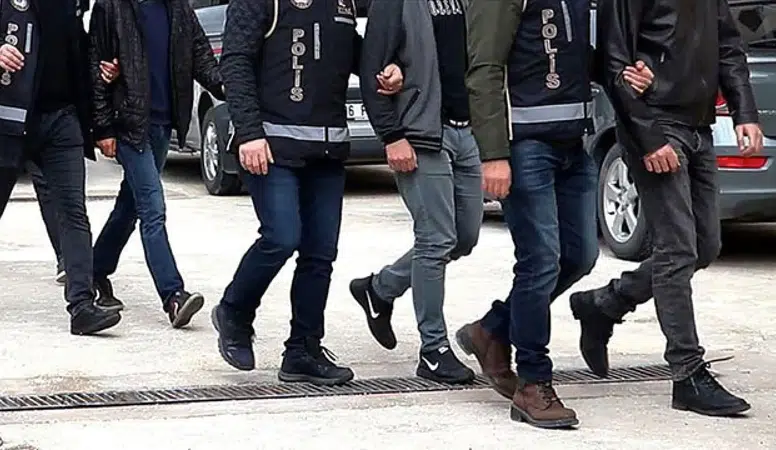 TOKİ Başvurularını Dolandırıcılık Tuzağına Çevirdiler: 5 İlde 8 Gözaltı!