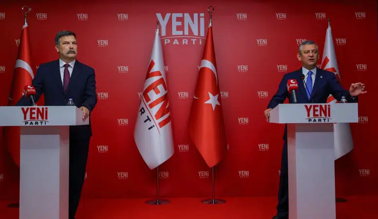 Özgür Özel'den Cemil Tugay çıkışı: Bilseydim selam vermezdim! Bizim için haindir