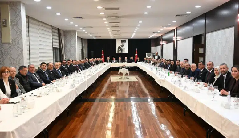 Ankara’da "Birlik" Mesajı: Mansur Yavaş ve CHP'li İlçe Belediye Başkanlarından Ortak Deklarasyon