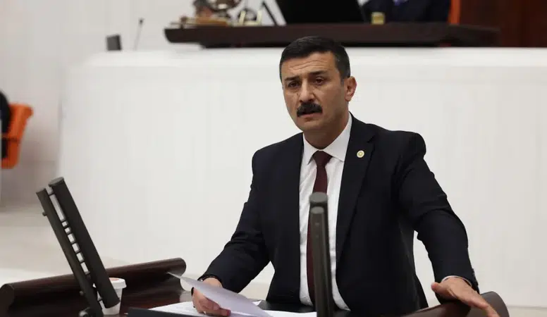 İYİ Partili Türkoğlu'ndan yeni Bakan atamalarına sert eleştiri: Adalet siyasetin emrindedir!