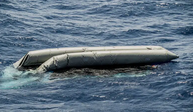 Antalya Finike açıklarında kaçak göçmen botu battı: 14 ölü