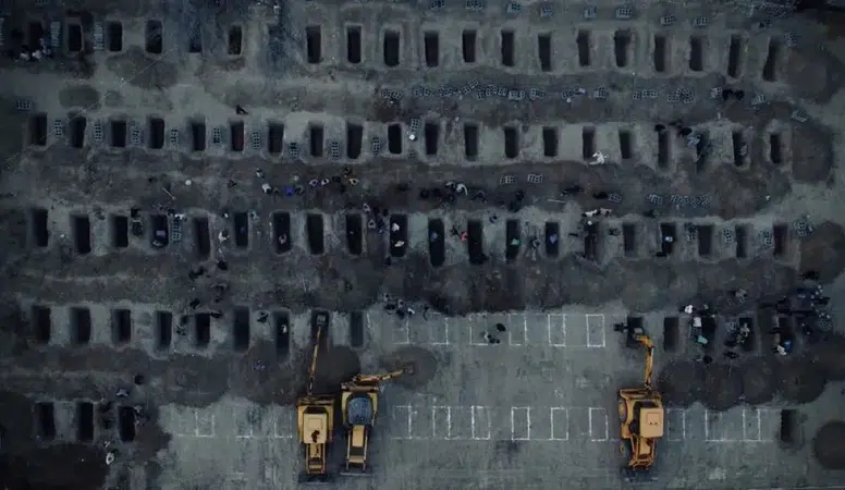 Ahmet Davutoğlu, İran'da hayatını kaybeden kız çocukları için uluslararası hukuk girişimi başlattı