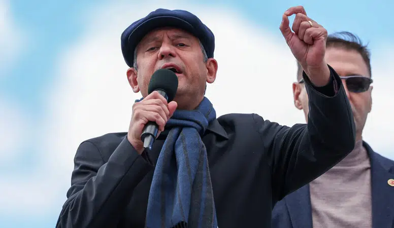 Özgür Özel’den dikkat çeken mesaj: “Bir devir kapanacak, yeni bir devir açılacak”