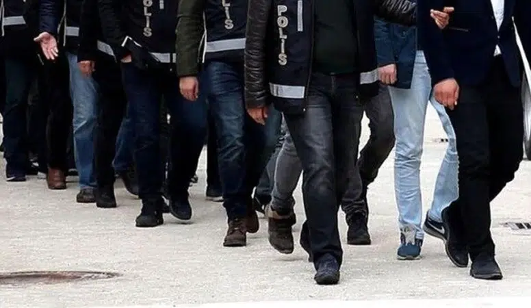 FETÖ'ye yönelik 27 ilde operasyon: 77 şüpheli yakalandı, 47'si tutuklandı