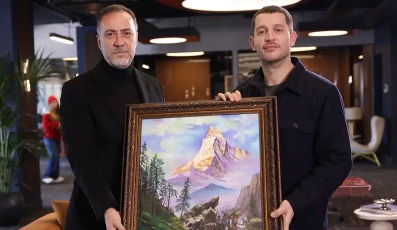 MHP lideri Devlet Bahçeli’nin Uraz Kaygılaroğlu’na hediye ettiği Bozkurt tablosu gündem oldu