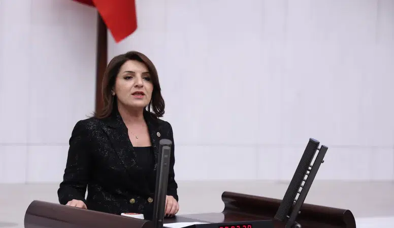 Silifke'de Trafik Krizi: CHP'li Kış Çözüm İstedi